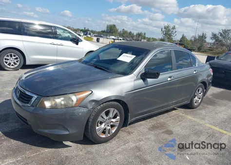 2009 Honda Accord 2.4 Lx z USA, uszkodzony, nr VIN JHMCP26359C017425